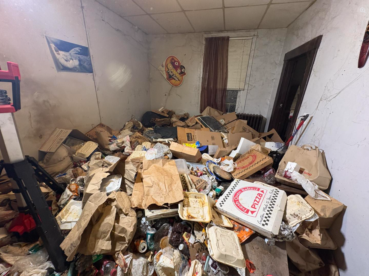 hoarder clean out